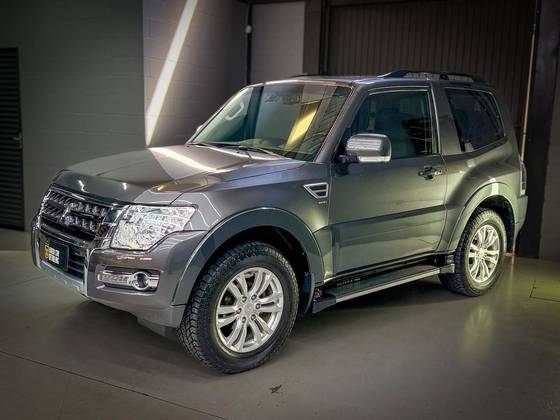 MITSUBISHI PAJERO FULL 3.8 HPE 4X4 V6 24V GASOLINA 2P AUTOMÁTICO